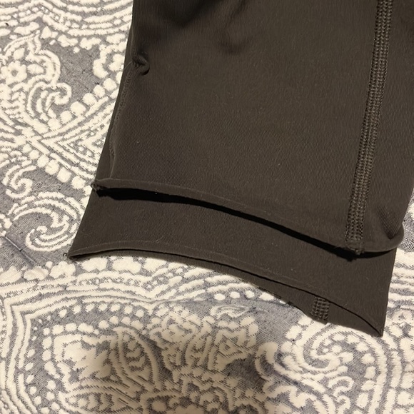 Lulu lemon skinny will - Picture 7 of 10